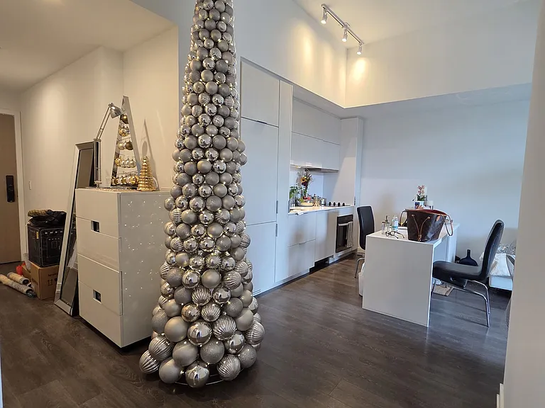 370 Martha St #301 — Photo 8