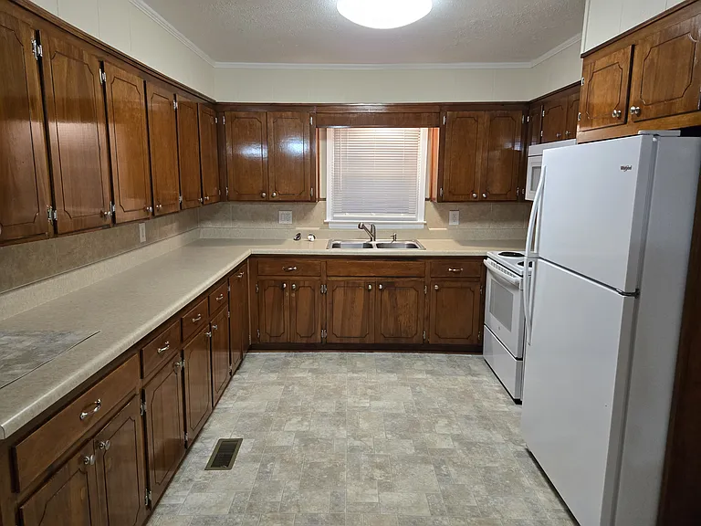 2191 Maple Valley Pl #1-2 — Photo 3