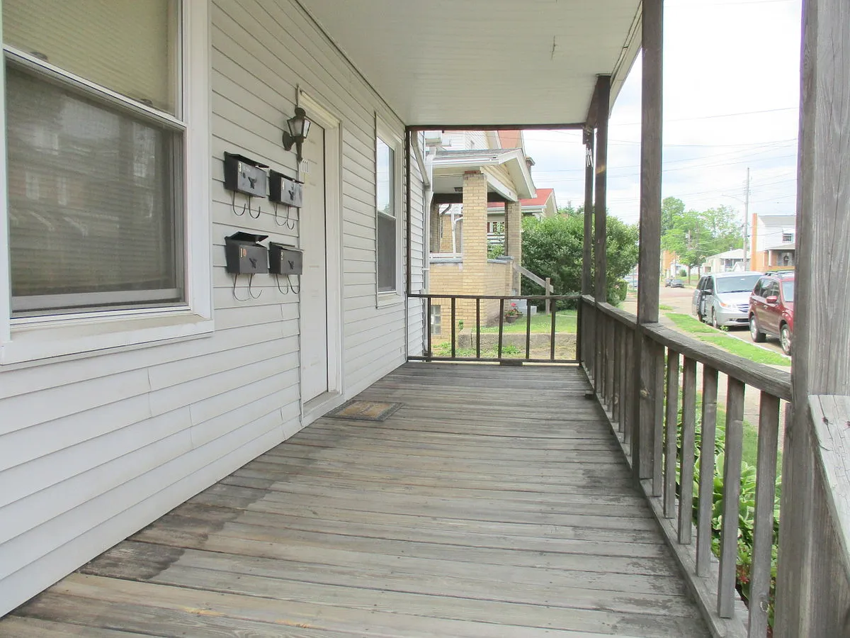 1 bed, 400 sqft, $775 — Photo 2