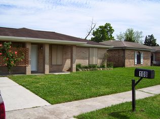 108 Westwood Dr, Houma, LA 70363