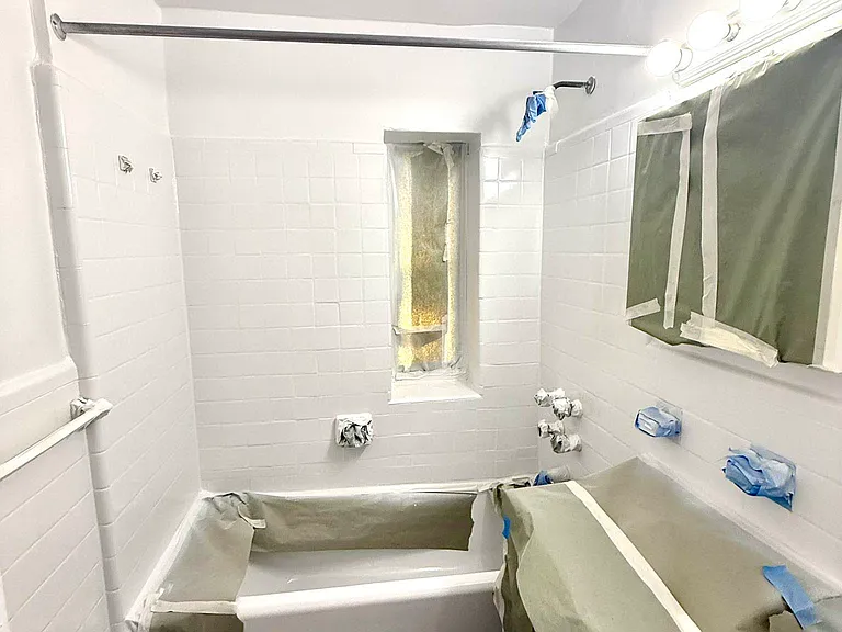 101 Cooper St #4A — Photo 17