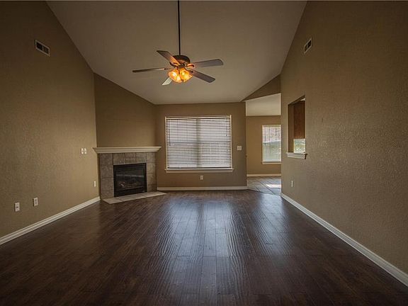 2nd image of 2809 SW 10th St