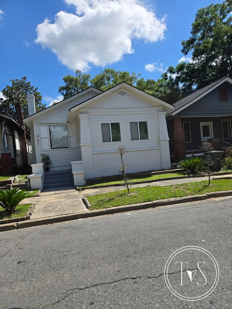 821 W 39th Street, Savannah, GA 31415 — Photo 2