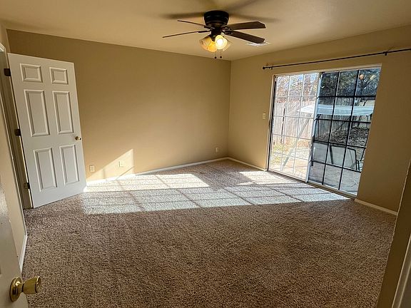 Master bed room