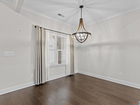 5th image of 1090 Camellia Ridge Dr