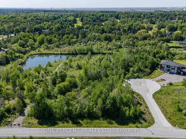 106 Renoir Ct, Ottawa, ON K2R 0A3