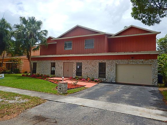 2nd image of 10438 SW 53rd St