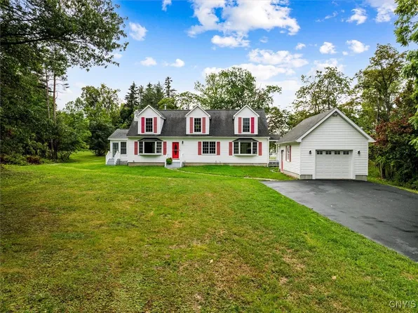 3837 Fountain St, Clinton, NY 13323