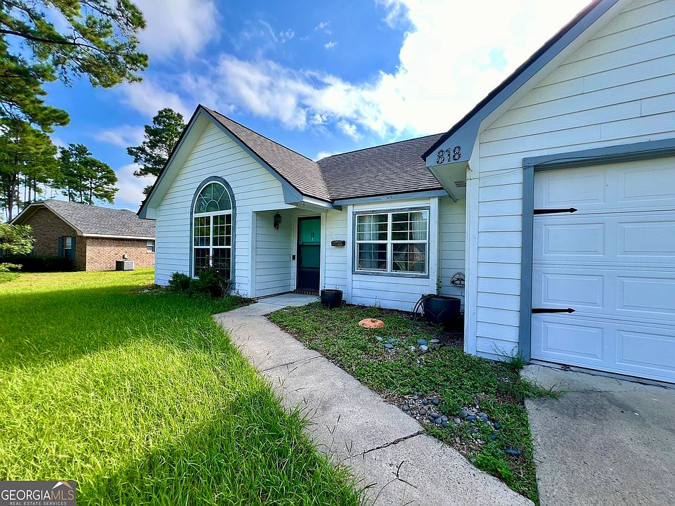 1st image of 818 Mandarin Dr
