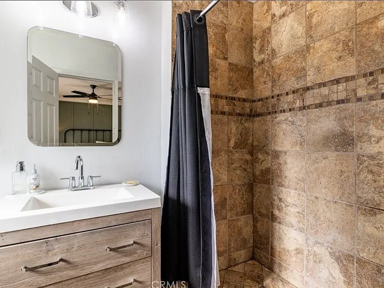 11474 Jeff Ave — Photo 7