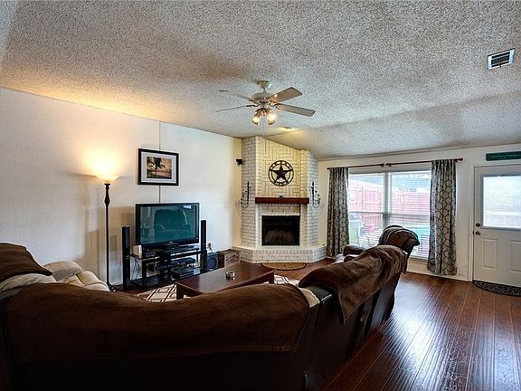 5th image of 2414 Neal Dr