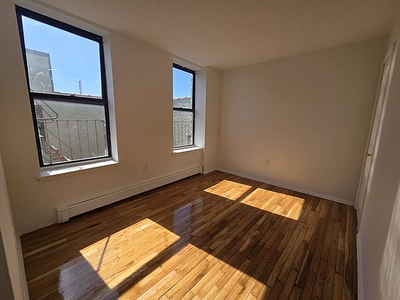 2nd image of 3230 Steuben Ave APT A7