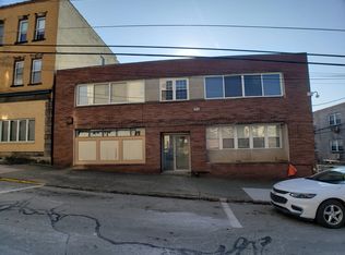 479 3rd St APT 4, Pitcairn, PA 15140