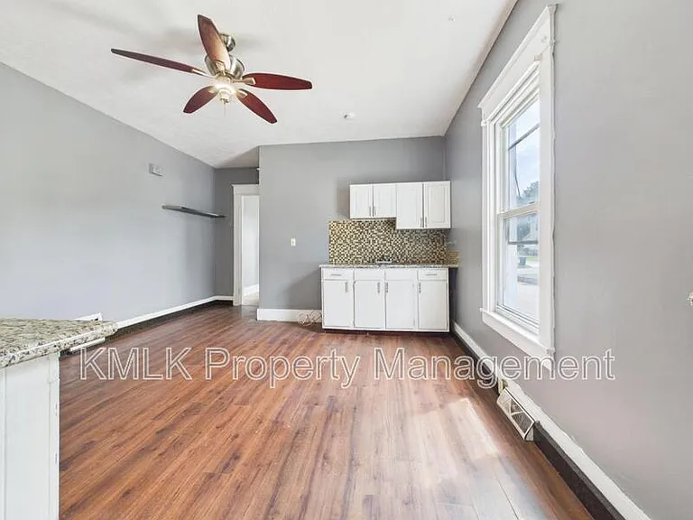 51 Prospect St — Photo 8