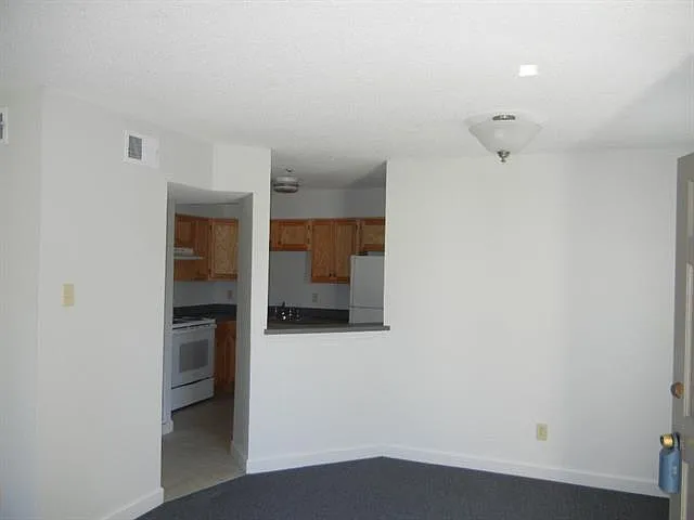 4404 Lake Vista Dr #C — Photo 3