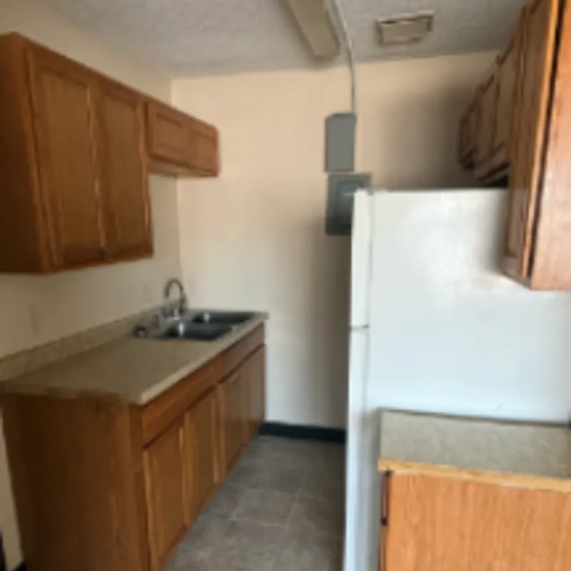 2 bed, 1.0 bath, 773 sqft, $999 — Photo 3