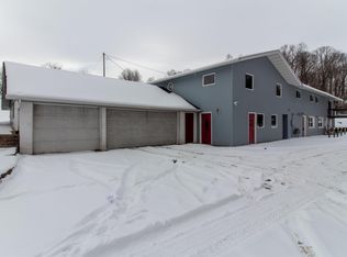 810 1st St NW APT 2, Oronoco, MN 55960