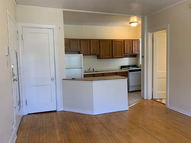719 Knapp — Photo 38