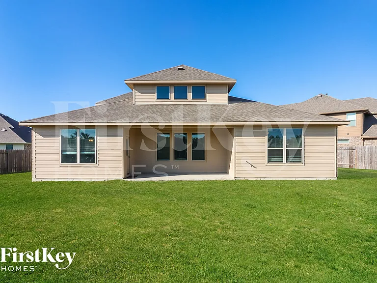 28008 Langsdale Ct — Photo 14