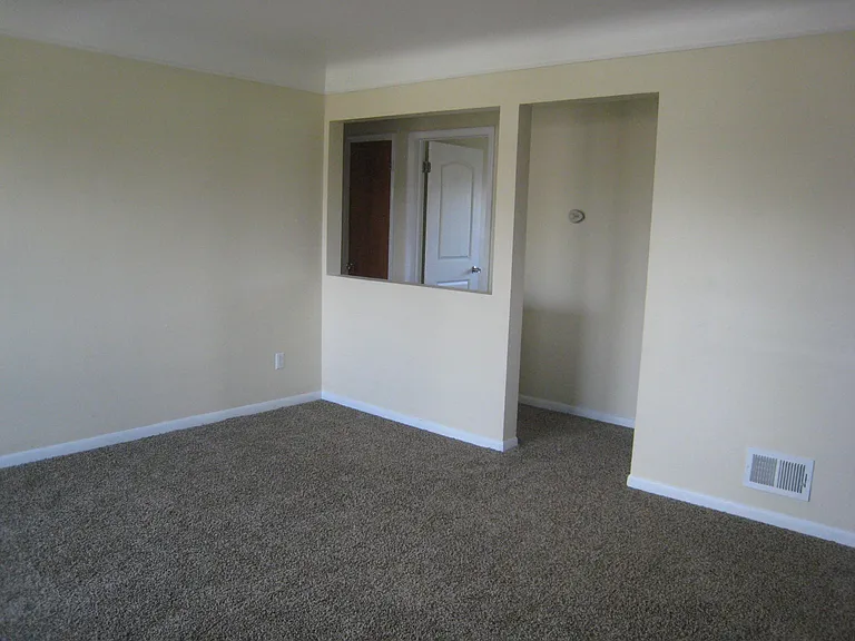 Living room & hallway