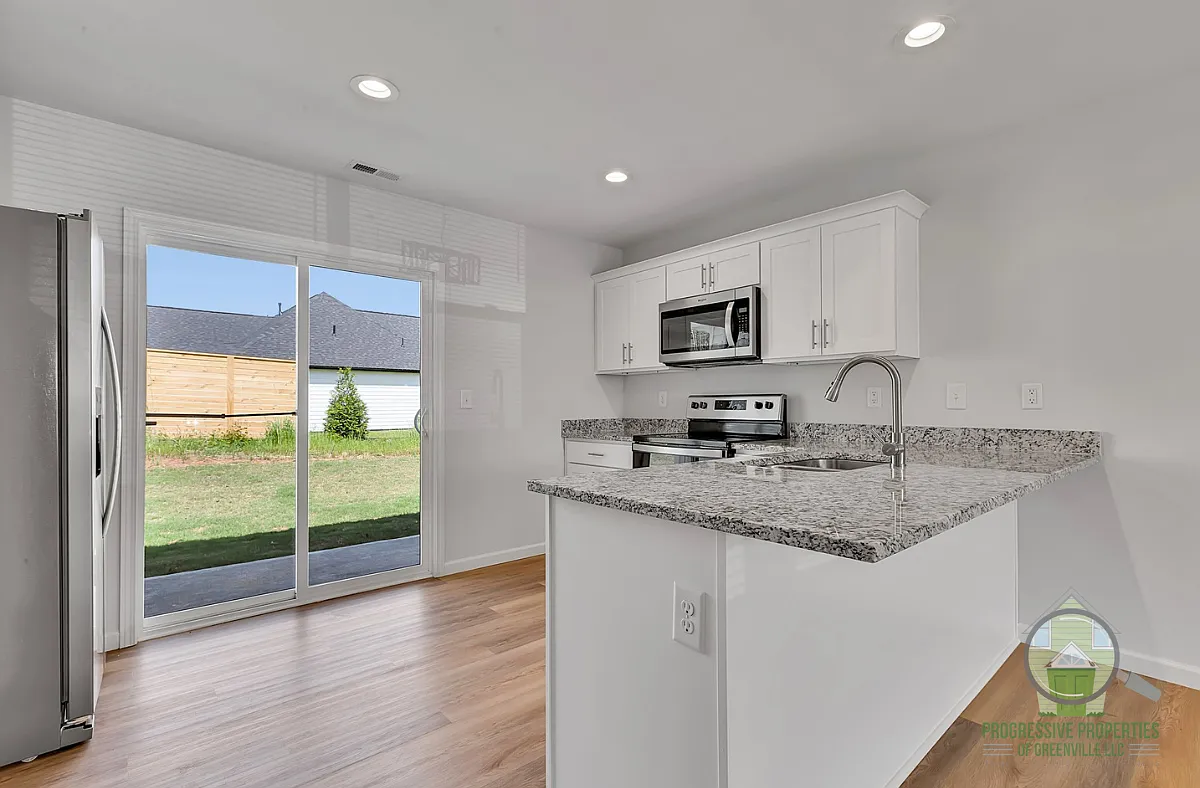 17 Wofford Pine Dr — Photo 4