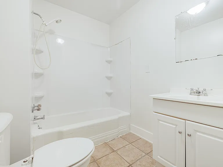 1729 Mary St — Photo 10