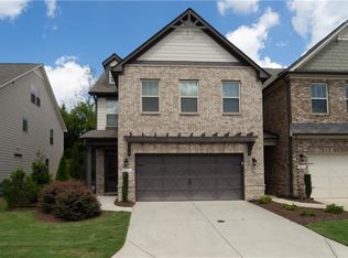 8510 Village Pl, Suwanee, GA 30024