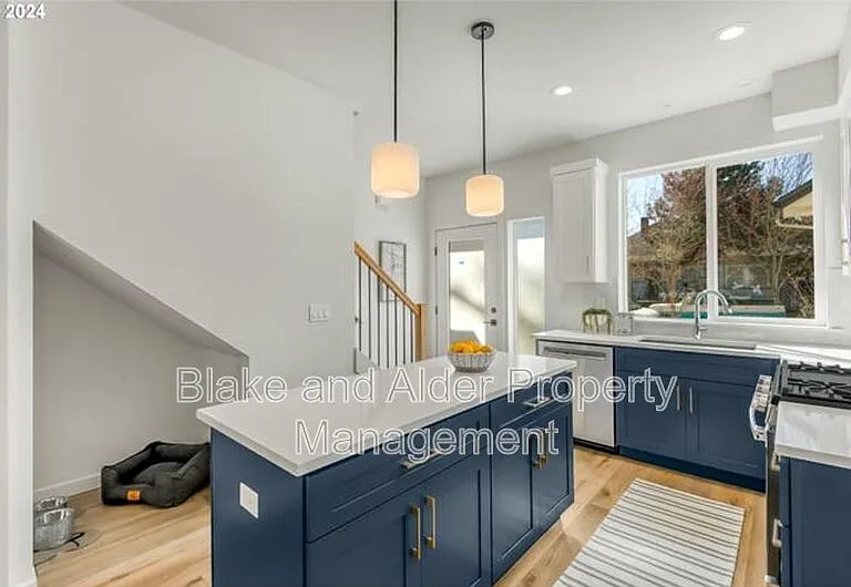 5221 SE Boise St — Photo 8