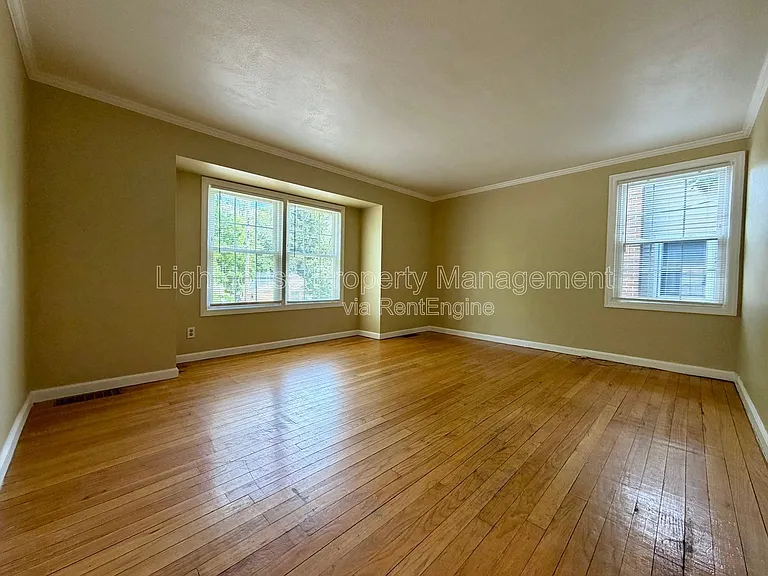 1447 Giddings Ave SE #2 — Photo 5