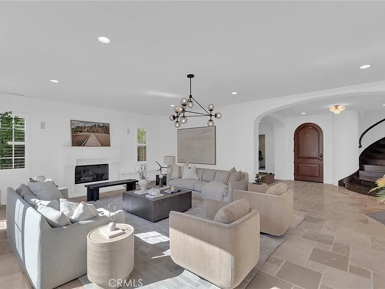 510 E Viewcrest Dr — Photo 16