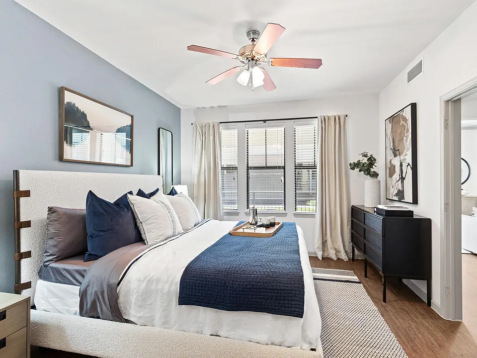 Creekside Townhomes apartments community photo