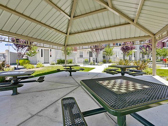 3rd image of 2063 Vincenzo Walkway