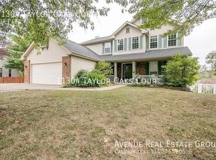 11304 Taylor Oaks Ct, Bridgeton, MO 63044