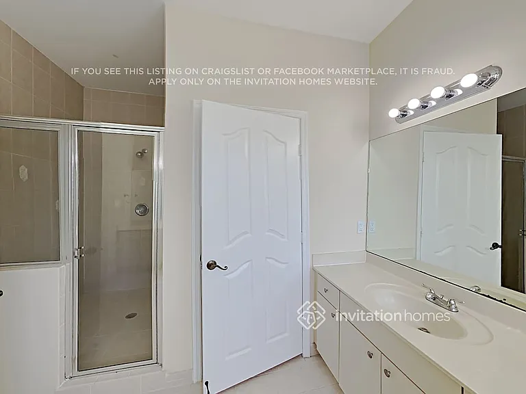 15680 SW 20th Way — Photo 17