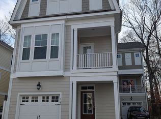 126 Mizzen Quarter Loop #1, Yorktown, VA 23693
