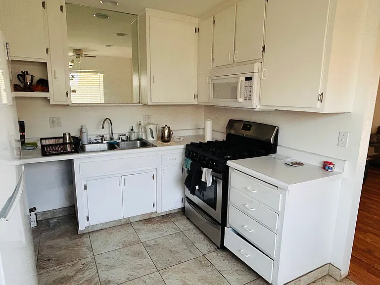 657 Trouville Ave #1 — Photo 8