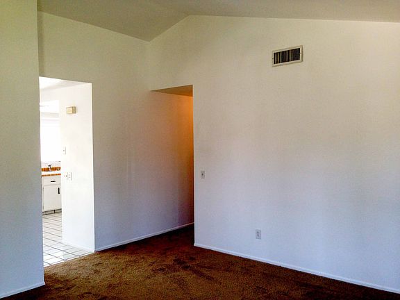 4th image of 7551 Frazer Dr