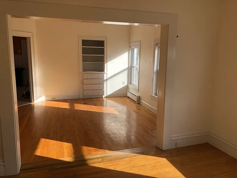 128 Pleasant St #4 — Photo 8