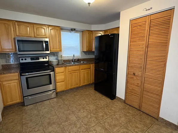 413-5 Pacific Ave, Jersey City, NJ 07304