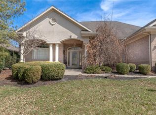 2824 Legend Falls Ct, Dayton, OH 45431