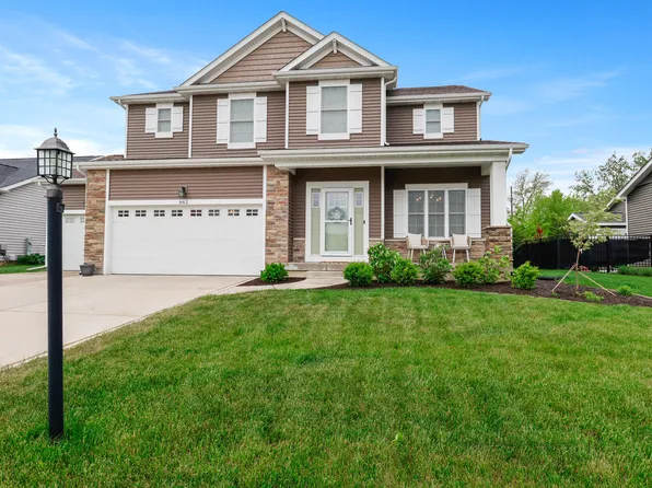 882 Timberland Farms Dr, Valparaiso, IN 46383