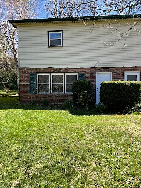 Building Photo - 46 Pennant Dr #6