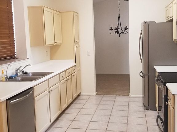 5th image of 9022 W Escuda Dr