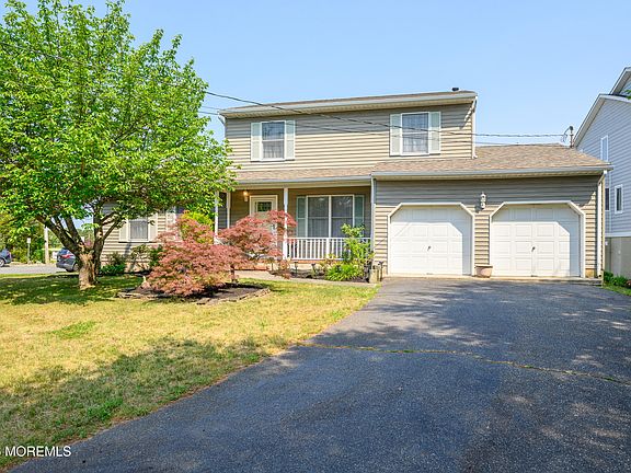 3rd image of 1 E Avalon Avenue