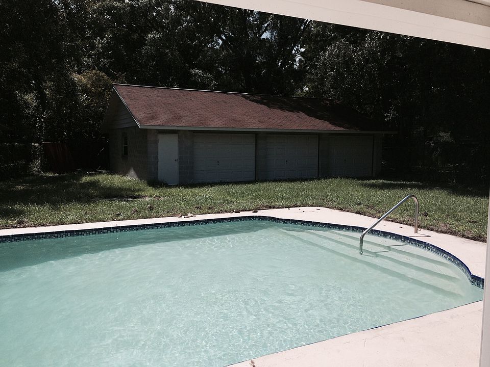 2nd image of 5428 Eurkea Springs Rd