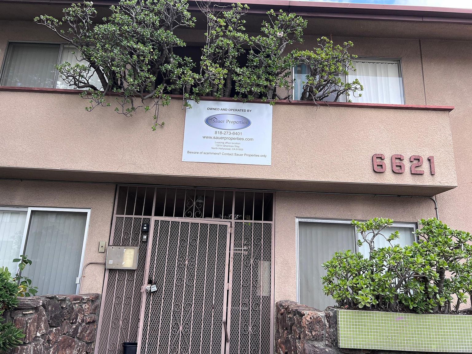 6621 Hazeltine Ave #8, Van Nuys, CA 91405 | Zillow