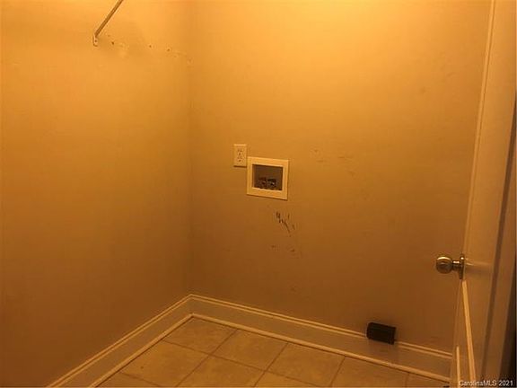 2nd image of 137 Currituck Ct
