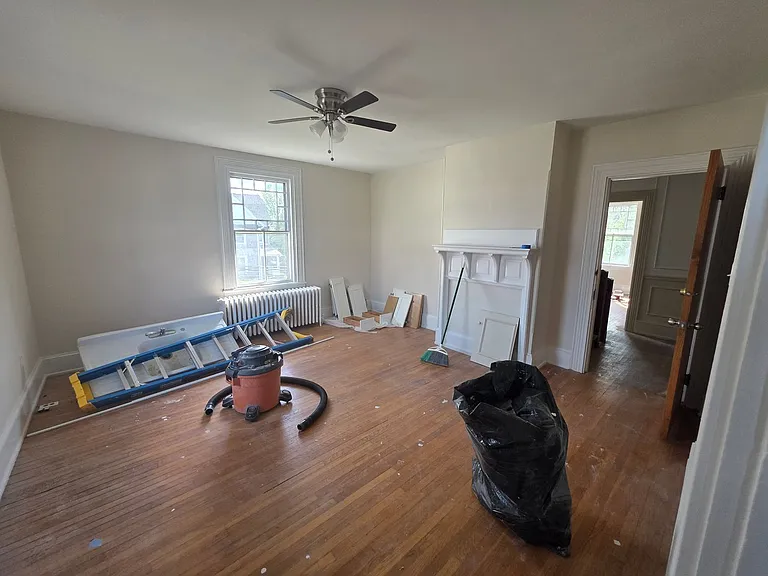 1858 Guernsey Ave — Photo 15