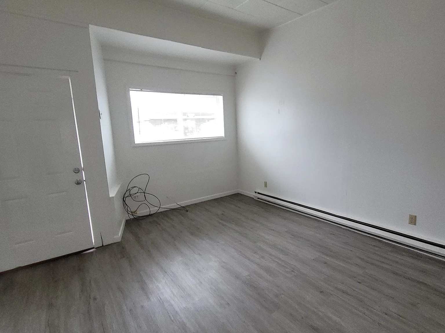 Studio, 430 sqft, $950 — Photo 4