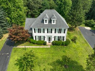 41 Buckingham Rd, Avon, CT 06001